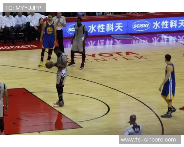 南京篮球队战术解析：聚焦团队协作与攻防策略的深度探讨